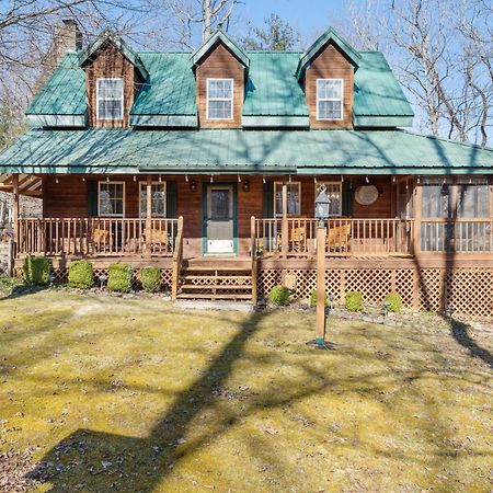 Creekside Cottage Is Peaceful Welcoming Dog Friendly Cabin With Amazing Views Of The Valley Sevierville Exterior photo