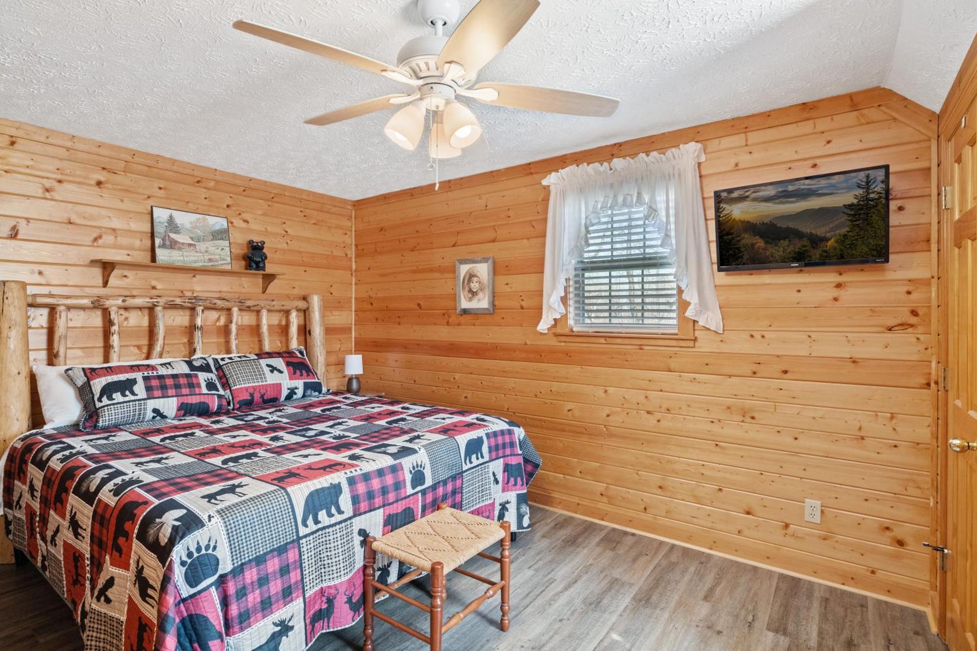 Creekside Cottage Is Peaceful Welcoming Dog Friendly Cabin With Amazing Views Of The Valley Sevierville Exterior photo